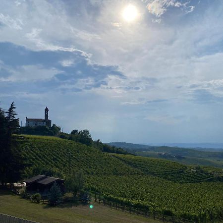 Casa Carlino Lejlighed Santo Stefano Belbo Eksteriør billede