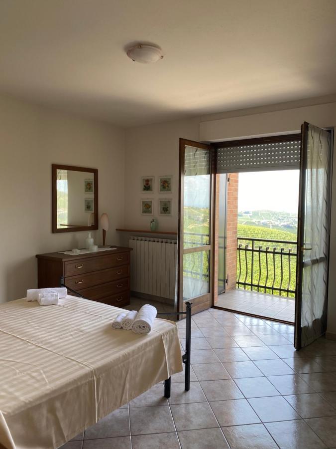 Casa Carlino Lejlighed Santo Stefano Belbo Eksteriør billede