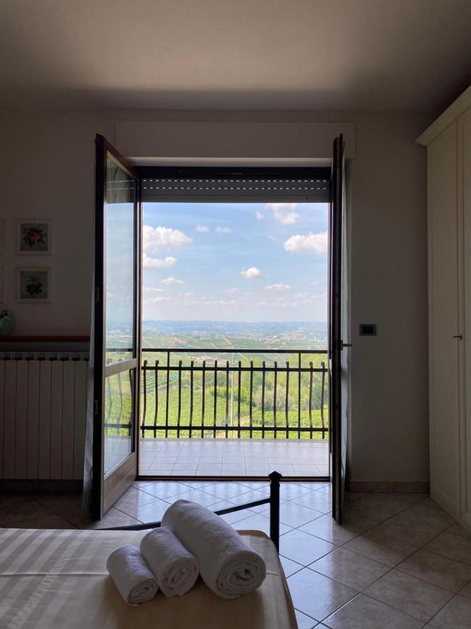 Casa Carlino Lejlighed Santo Stefano Belbo Eksteriør billede