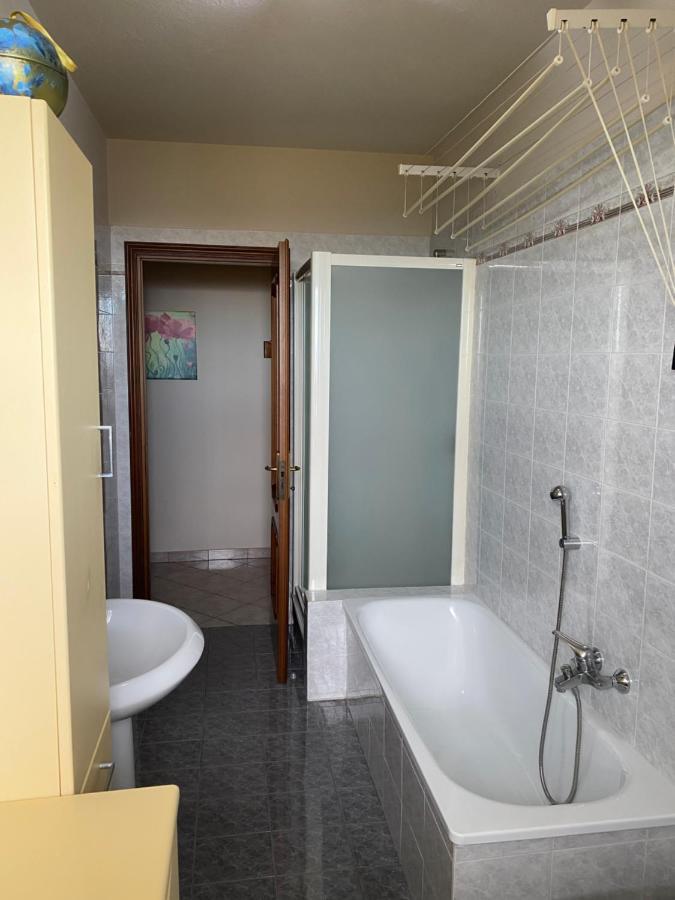 Casa Carlino Lejlighed Santo Stefano Belbo Eksteriør billede