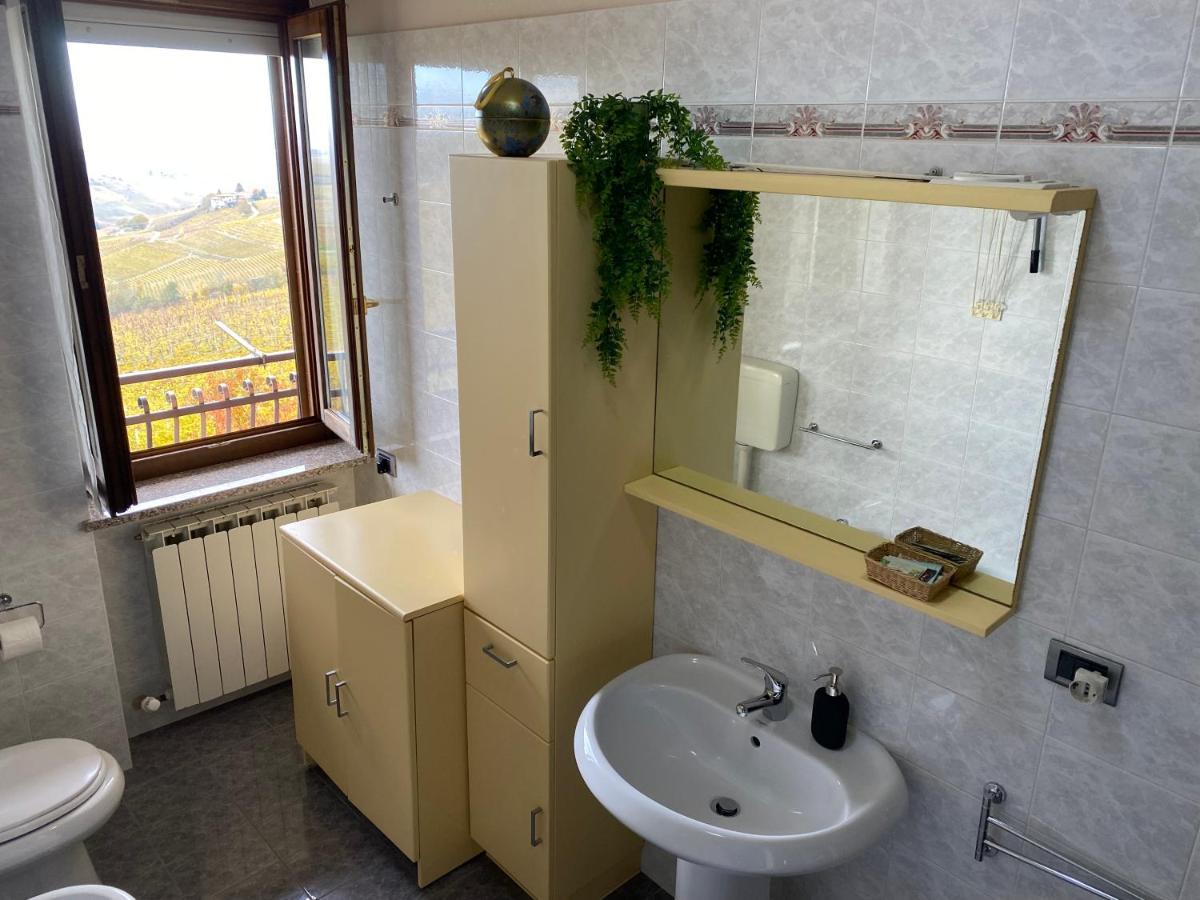 Casa Carlino Lejlighed Santo Stefano Belbo Eksteriør billede